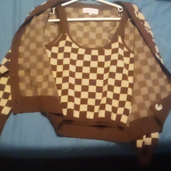 Willow & Wind Checkered Two Piece Cardigan Set - Picture 3 of 4